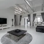 アパート Grey House