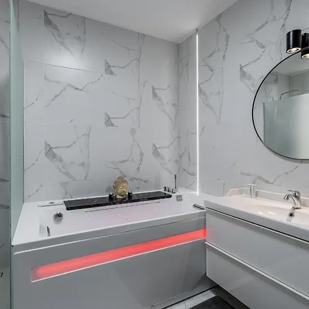 Apartament Grey House