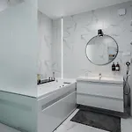 Grey House Apartament *